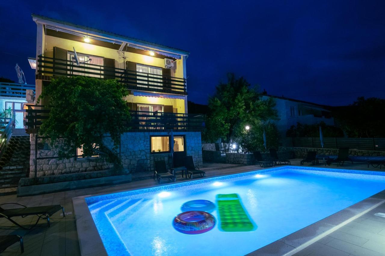 Apartments Mila เคลโนวีซา ภายนอก รูปภาพ